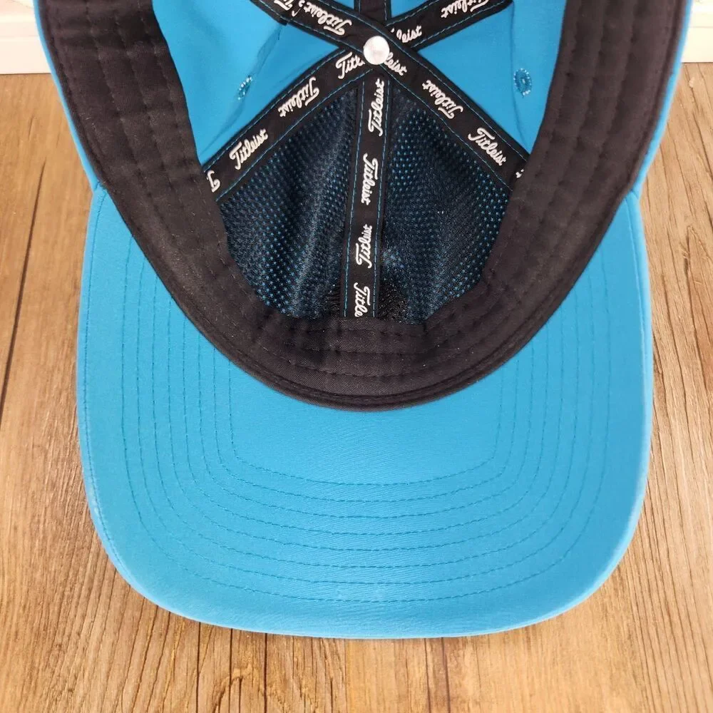 Titleist Performance Knit Golf Strapback Hat Cap Blue Sport Athletic Stretch Fit